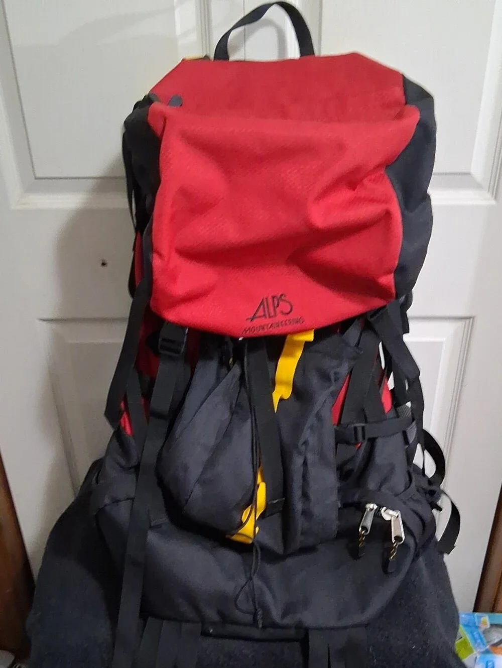 ALPS Red Tail Backpack - 5000 Cubic Inches Storage - 6.5 Pounds